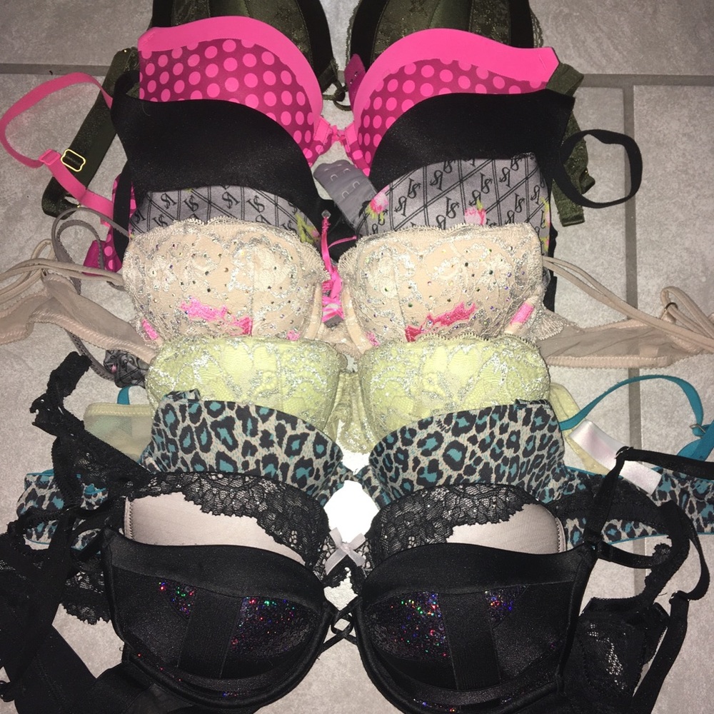 Lot of Victoria Secret bras 32a